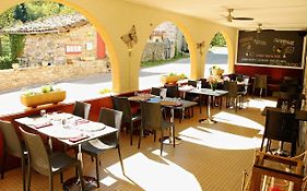Appart-Hôtel Auberge Le Romarin